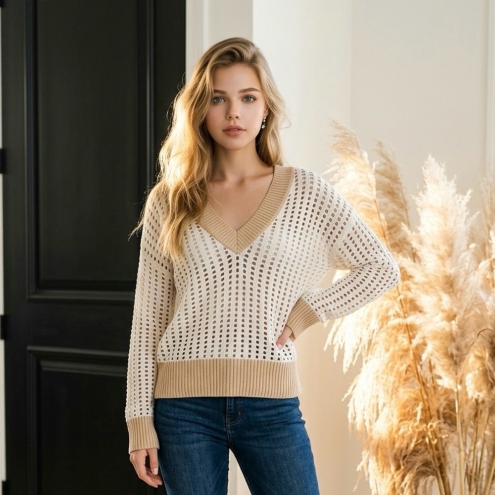 Frye and Co XXL Oatmeal v-neck open knit multi season sweater.